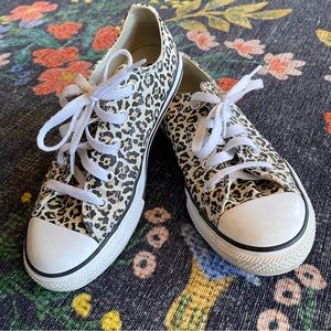 3Y (5.5 womens) converse all star Leopard print tennis shoes